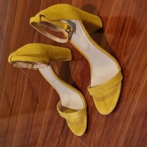 Aldo Sandal Yellow Size 8